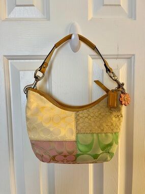 RARE Coach vintage Patchwork Shoulder Bag with original hang tag kag keychain